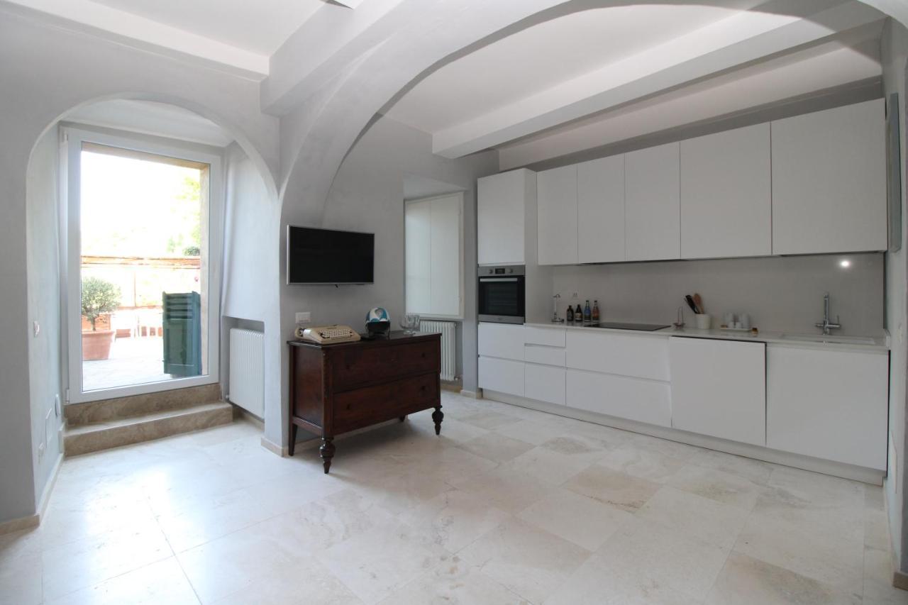 The House Of The Film Apartment Siena Exterior photo