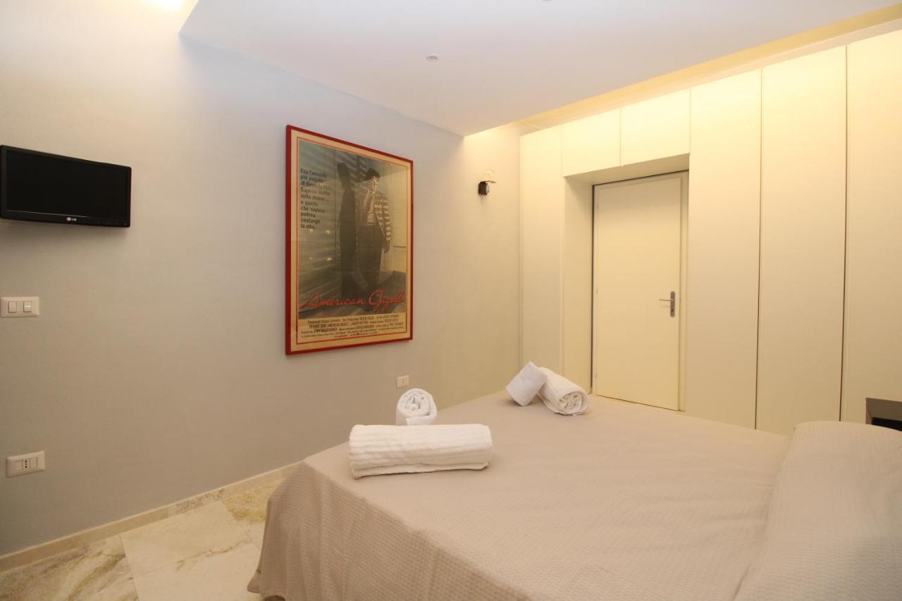 The House Of The Film Apartment Siena Exterior photo