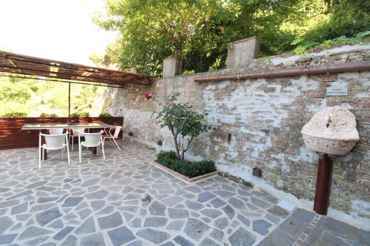 The House Of The Film Apartment Siena Exterior photo