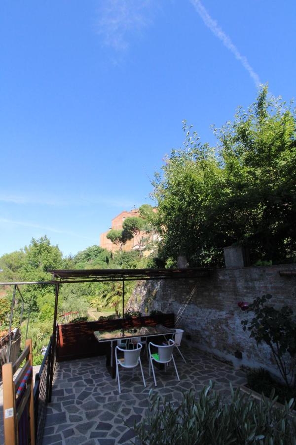 The House Of The Film Apartment Siena Exterior photo